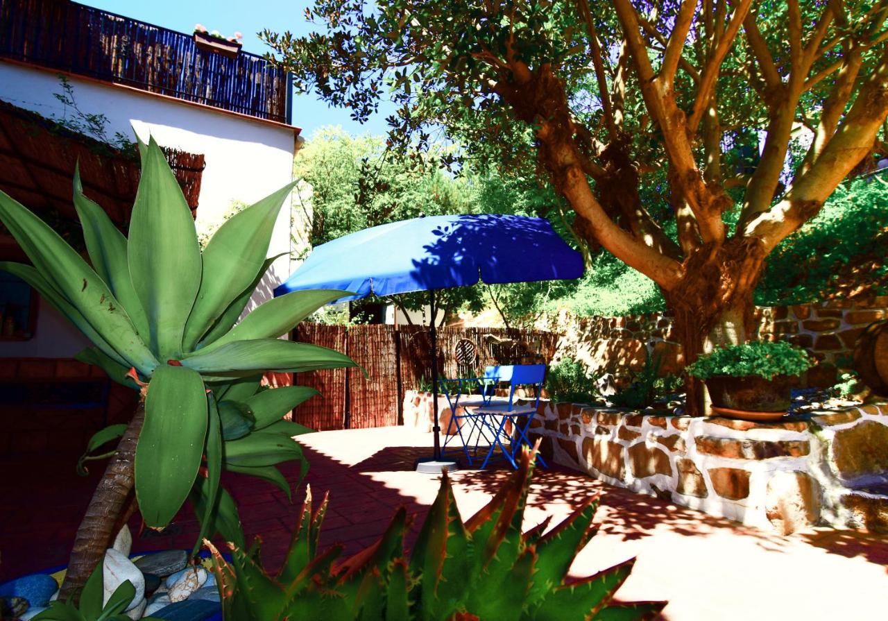 Hotel Cortijo De Salia Alcaucín Extérieur photo